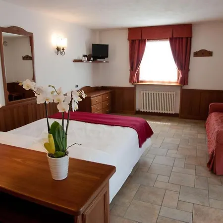 Apart Otel Le Grand 4*