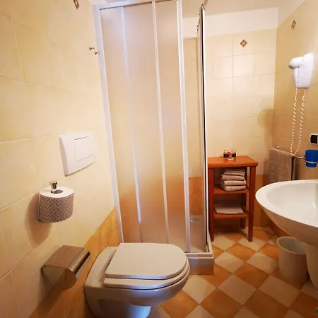 Apart Otel Le Grand Courmayeur