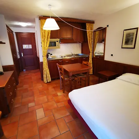 Le Grand 4* Courmayeur