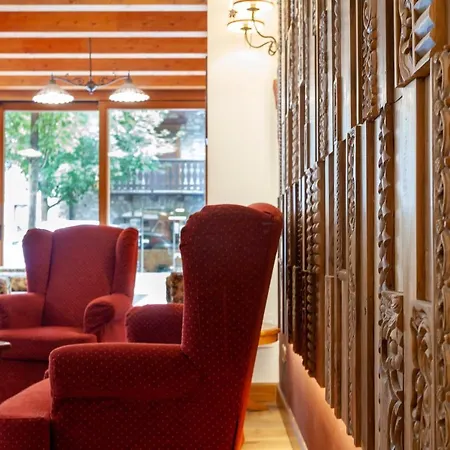 Le Grand 4* Courmayeur